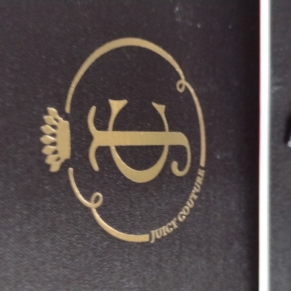 Juicy Couture 9 Crystal Stud Charm Necklace Exclusive to Storm Treasure … - Picture 3 of 17